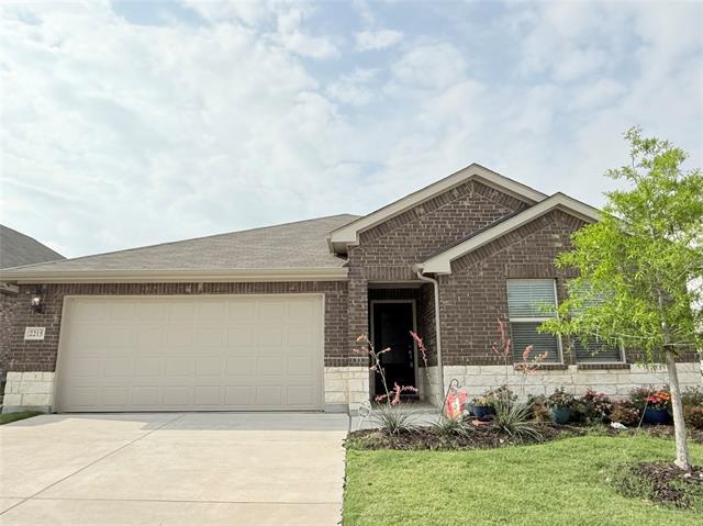 Photo - 2215 Gustavus Dr