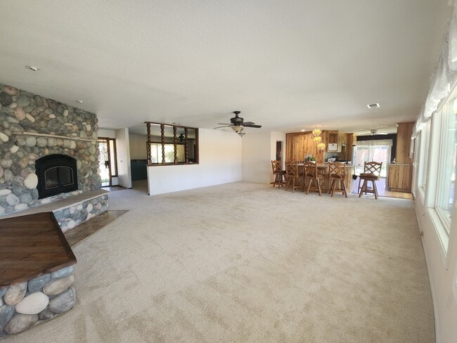 Photo - 22425 Brent Rd