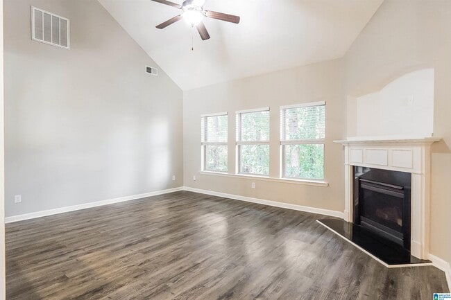 Photo - 353 Chesser Loop Cir