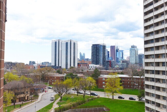 Photo - 230 Oak St Unit 1512