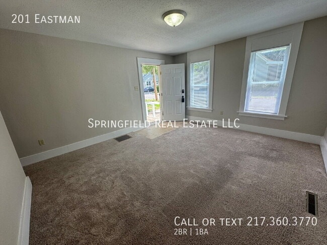 Photo - 201 Eastman-