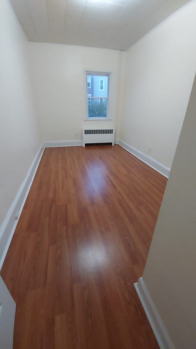 Photo - 256 Bowers St Unit 1st Floor