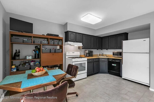 Photo - 105 Creek Rd