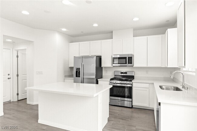 Photo - 10146 Glen Aulin St