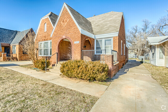 Building Photo - 2513 NW 11th St Rental