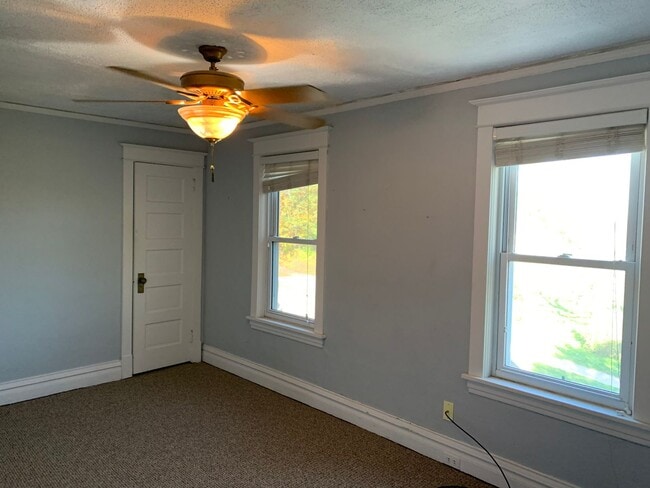 Photo - AVAILABLE SEPTEMBER - Must-Have 3 BED 2 BATH