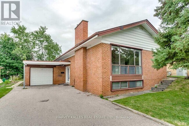 Photo - 135 Combe Ave