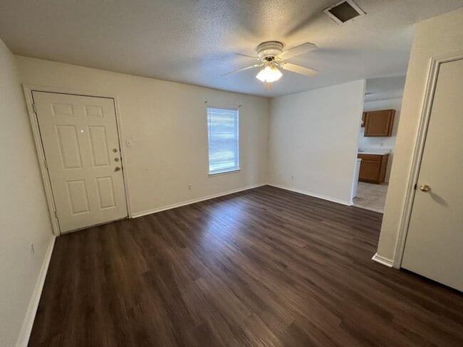 Photo - 5708 Greengate Dr