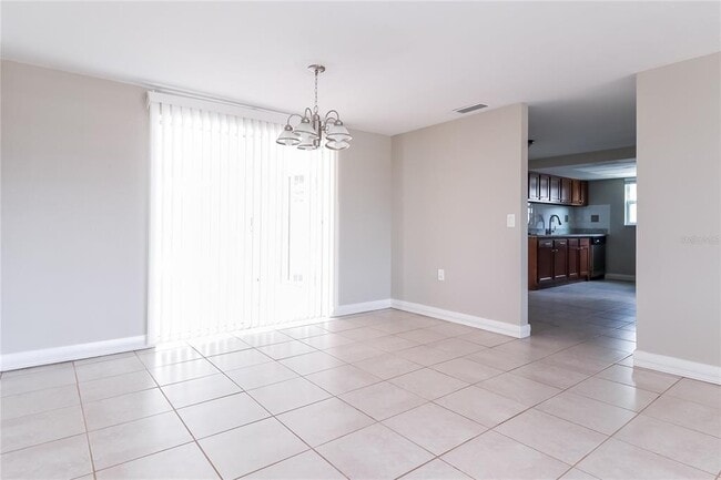 Photo - 4740 Durney St