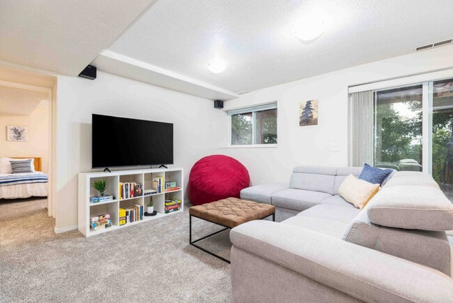 Photo - 901 Compton Rd Unit SI ID1597578P