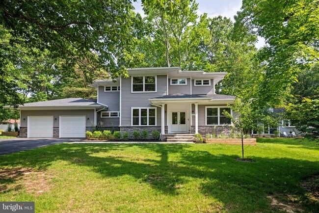 Photo - 1227 Cross Rd House