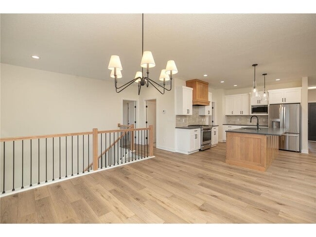 Photo - 301 Somerby Pkwy NE