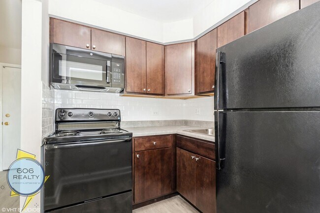 Photo - 7300 W North Ave Unit 5E