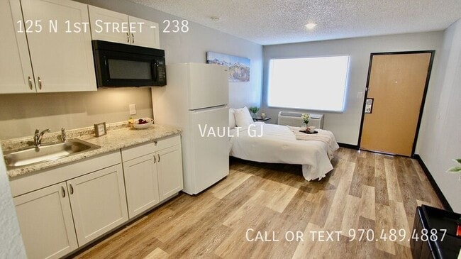 Building Photo - 125 N 1st St Unit 238