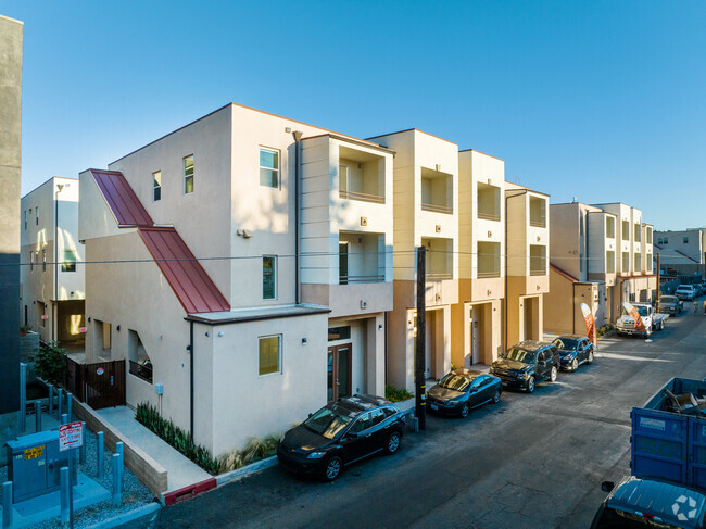 Building Photo - The River Apartments