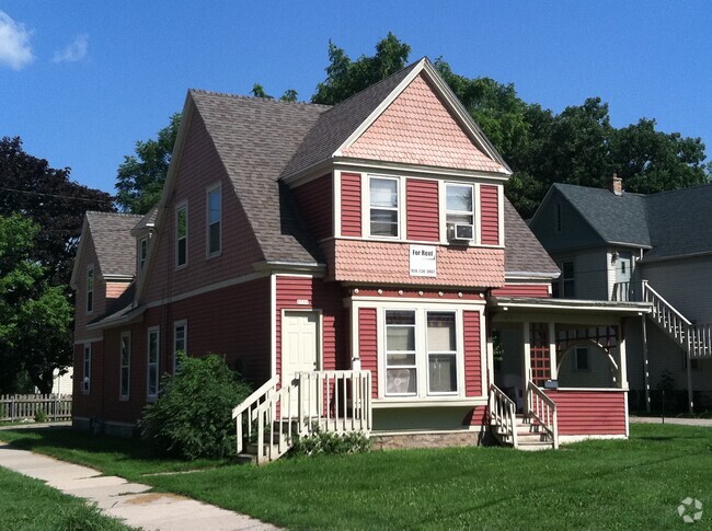 Building Photo - 858 Elmwood Ave Rental