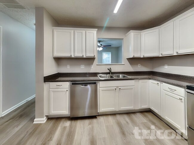 Photo - 1829 Elkpark Dr