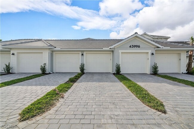 Building Photo - 43996 Boardwalk Loop Unit 1422