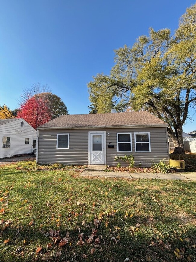 Photo - 27 Winding Ln