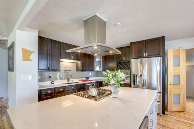 Charming 2Bed 2bath House in Denver - Charming 2Bed 2bath House in Denver