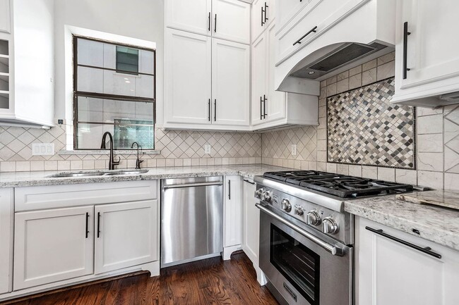 Photo - 5733 Winsome Ln