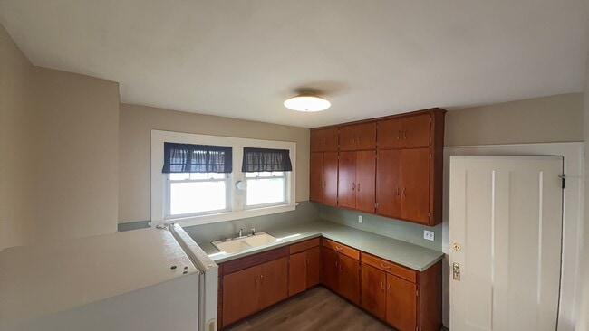 Photo - 1849 Glendale Ave Unit 2