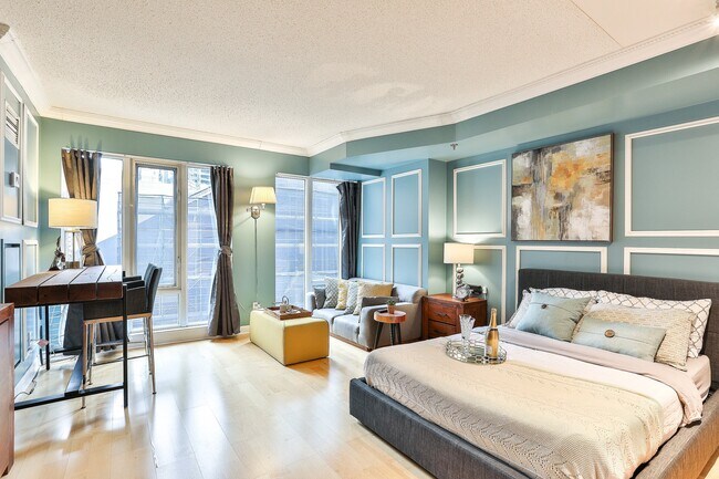 Photo - 210 Victoria St