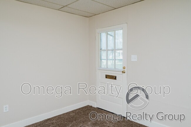 Photo - 901 9th Ave Unit Apt 6