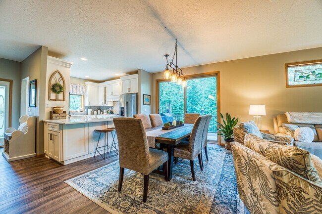 Photo - 416 Roosevelt Rd SW