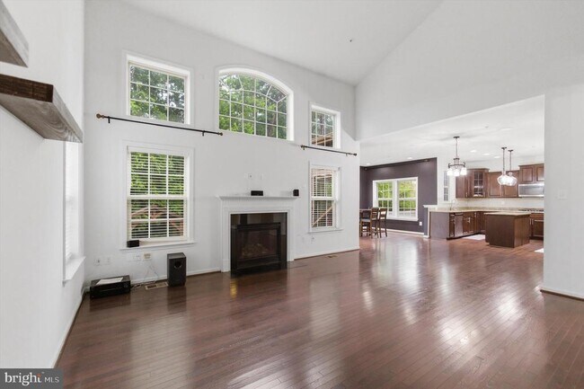Photo - 7585 Holly Ridge Dr