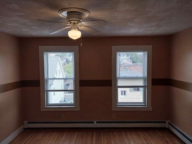 Photo - 7 Hillside Ave Unidad 2