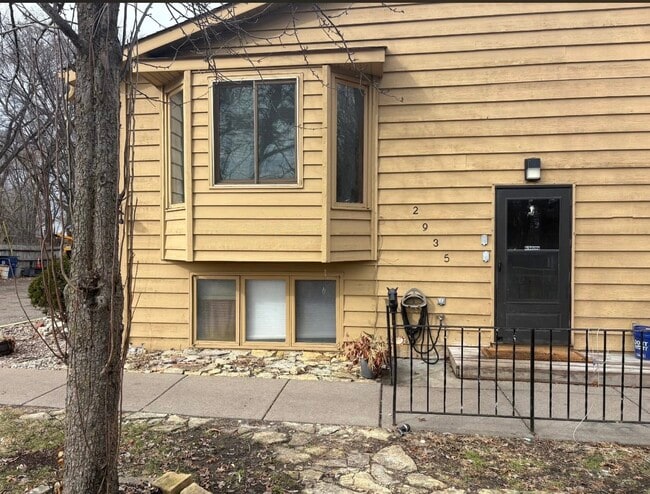 Photo - 2935 Mounds View Blvd Unit E