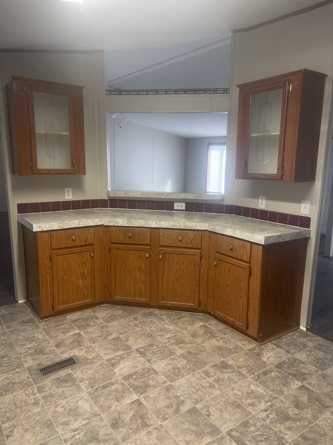 Photo - 350 Mockingbird Dr