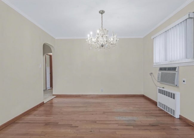 Photo - 58-52-5208 208th St