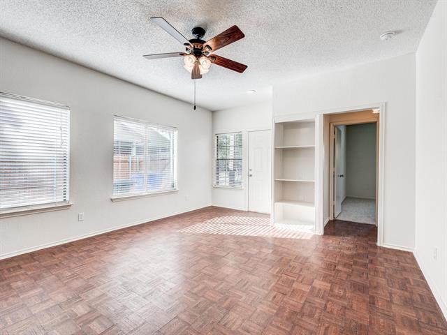 Photo - 715 Normandy Dr