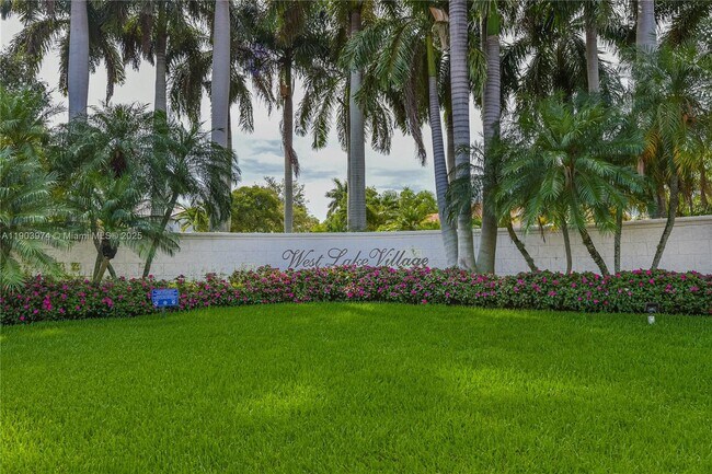 Photo - 1275 Yellowheart Way