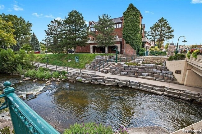 Photo - Brand new Rochester apartment close to dow...