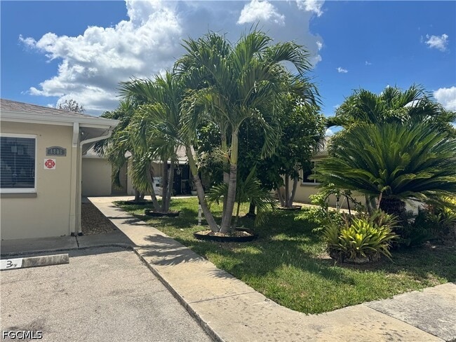 Building Photo - 4808 Lucaya Dr Unit 3