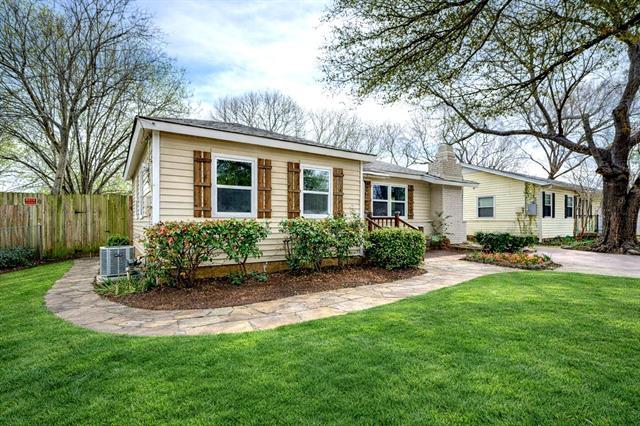 Photo - 1035 Blaylock Cir S