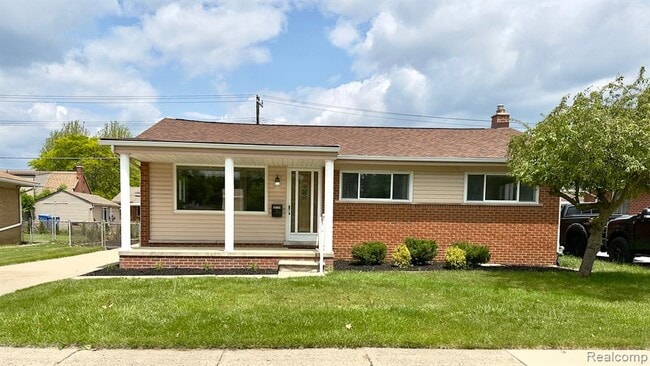 Photo - 20724 Ann Arbor Trail House