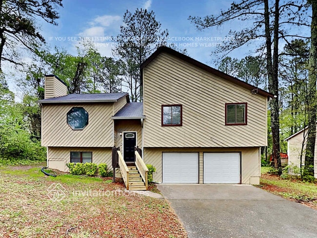 Building Photo - 4026 Leicester Dr NE