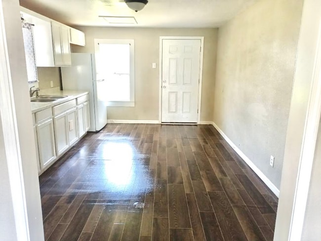 503 Guilbeau Ln