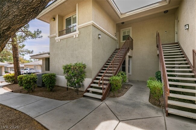 Photo - 1008 Domnus Ln Unit 102