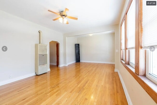 Photo - 2058 W 19th St Unit 2