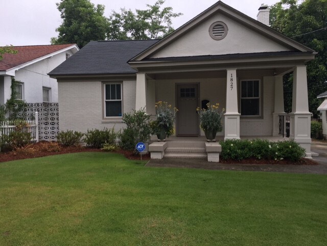 Front view of house - 1827 Mcdowell St
