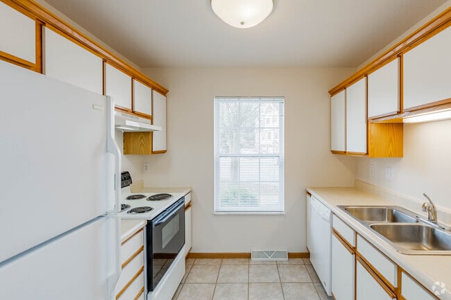 3BR, 1.5BA - 1,950SF