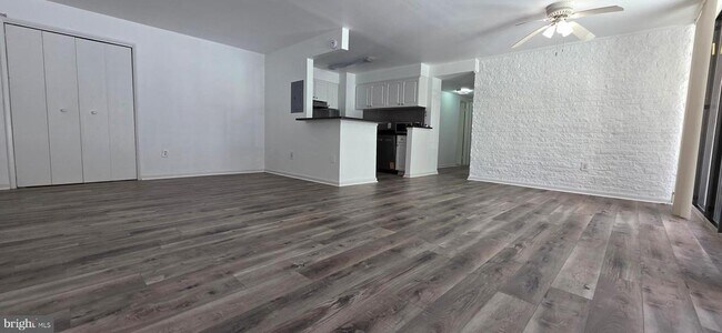 Photo - 12 S Van Dorn St Unit 406