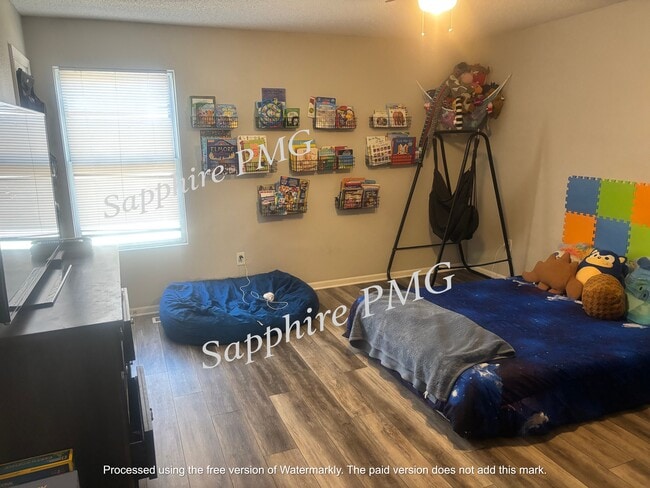 Photo - 5623 N Northwood Terrace