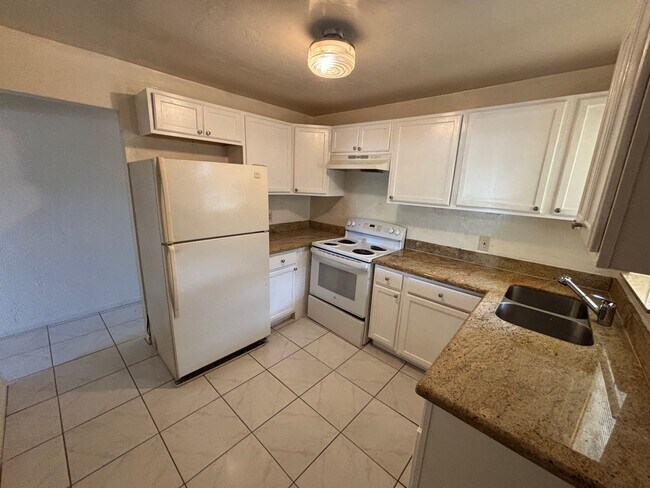 Photo - 4 Bedroom 1 1/2 Bathroom Single Family House