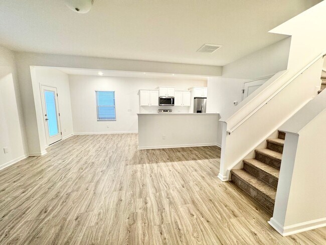 Photo - 3bd/2.5bth Paired Home near I-40 and I-77 Georgetown community in Statesville